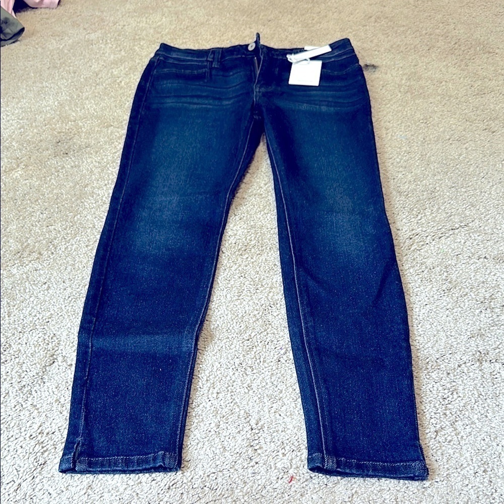 Kancan Mid Rise Skinny Jeans Dark Wash size 29x29 NWT